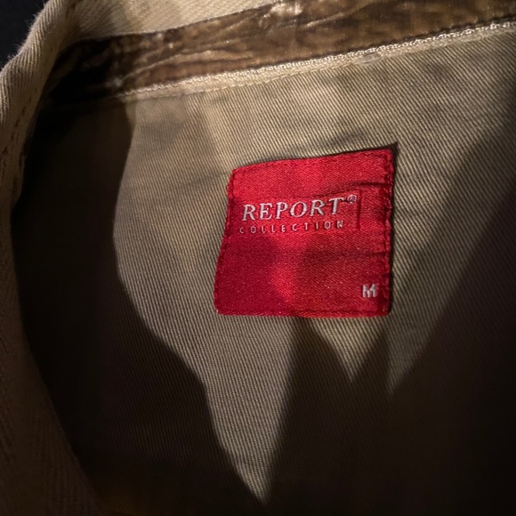 Report Collection - Medium - Picture 4 of 4